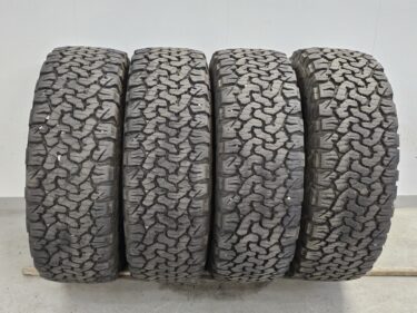 V030525061